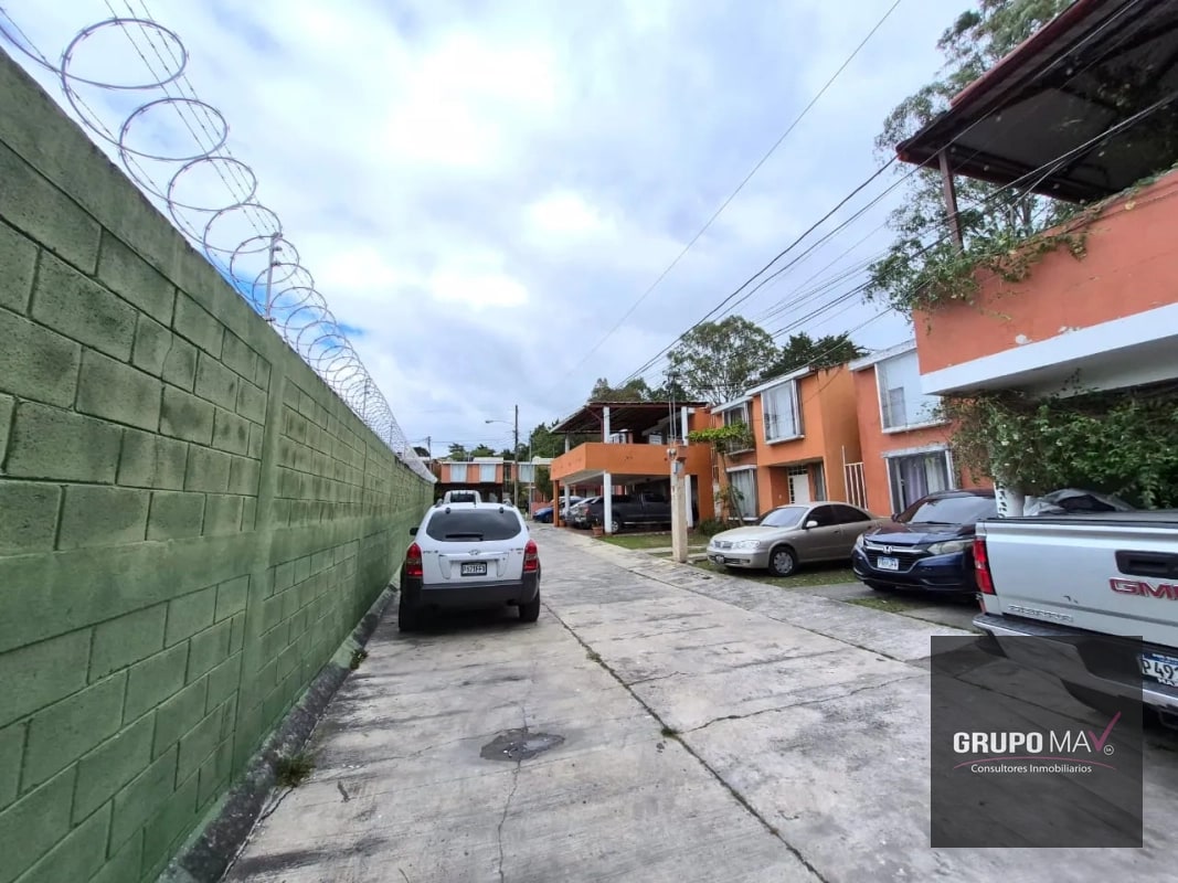 Casa Zona 17 Condominio La Colonia Sabana Arriba - 8