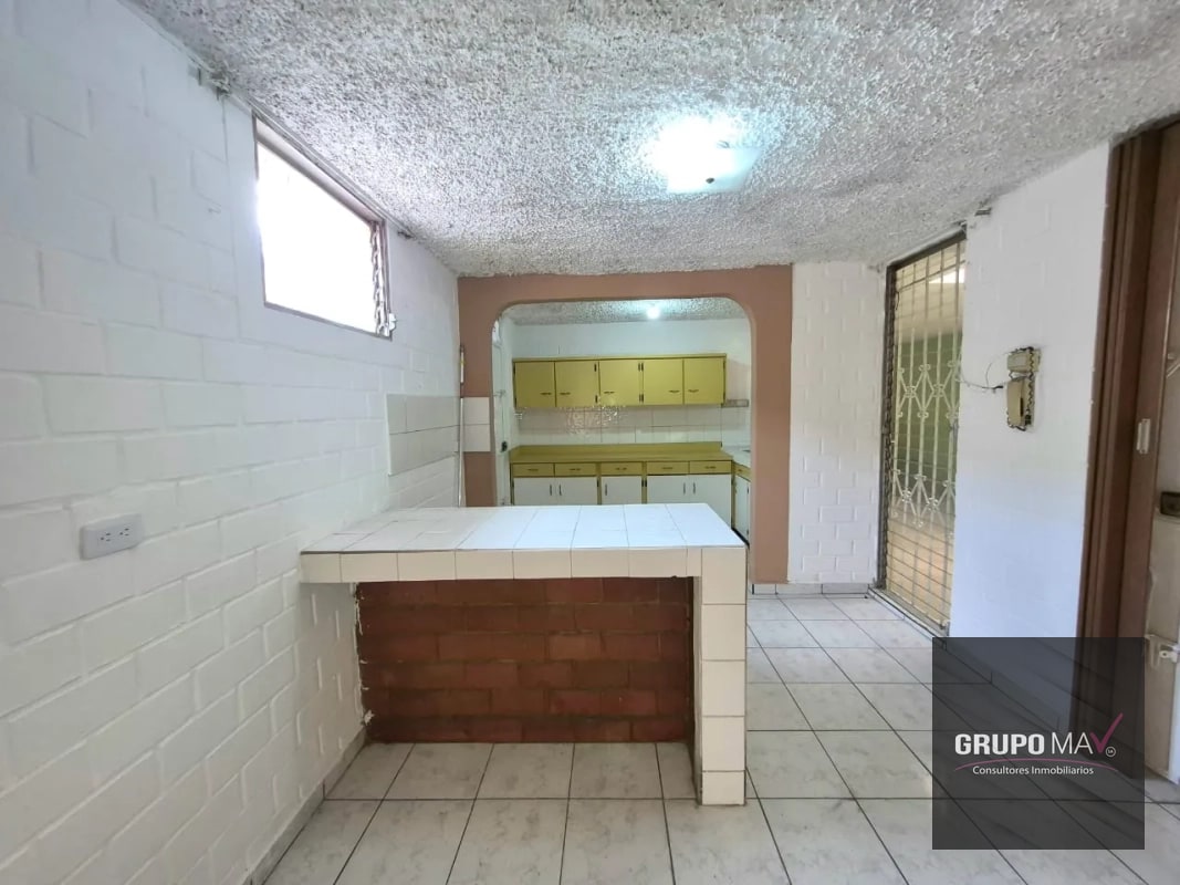 Casa Zona 18 Colonia Atlántida - 10