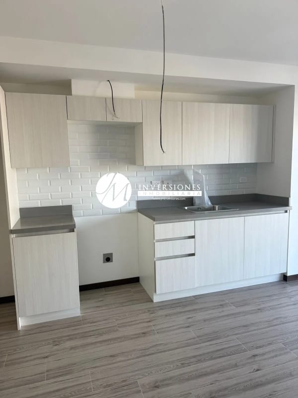 apartamento en venta en zona 10 - Miniatura 8