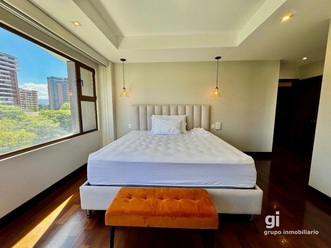 Apartamento de 200 m2 en venta zona 14 - 4