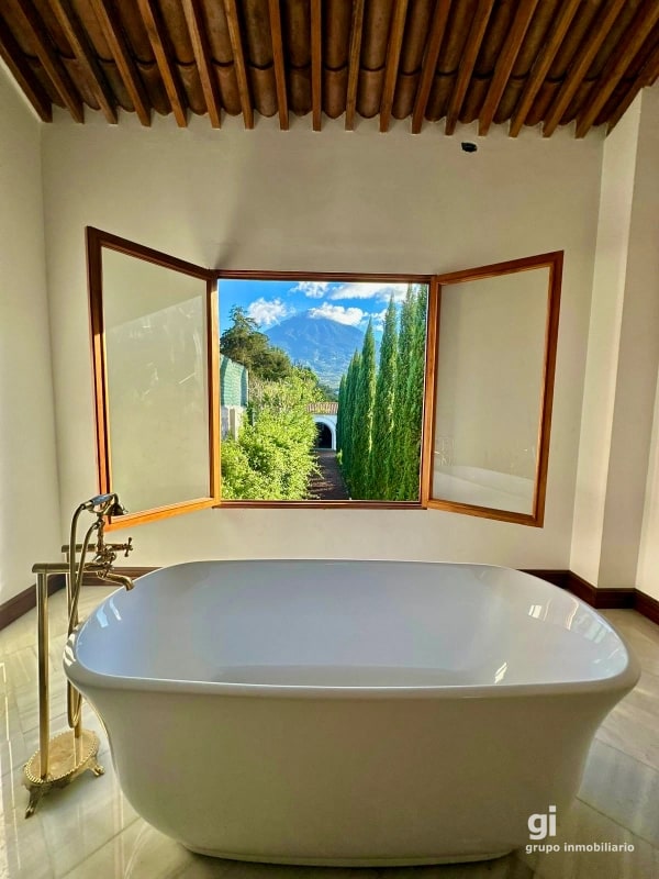Espectacular casa en venta en Antigua Guatemala - 4