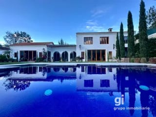 Espectacular casa en venta en Antigua Guatemala — Casa en Venta en Antigua, Sacatepéquez — miniatura 3 de 13