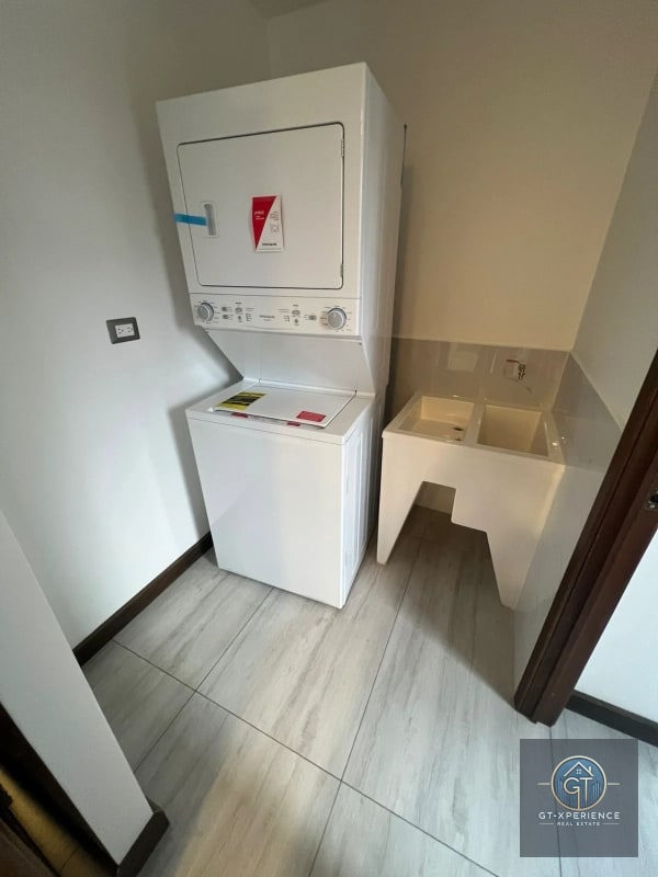 Lindo y amplio apartamento en venta o renta en VHI - 2