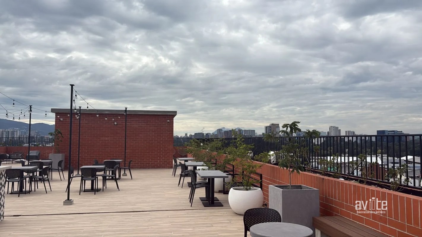 Apartamento tipo estudio en alquiler en Centrico, zona 5. Q5,500.00 incluye linea blanca. - 4
