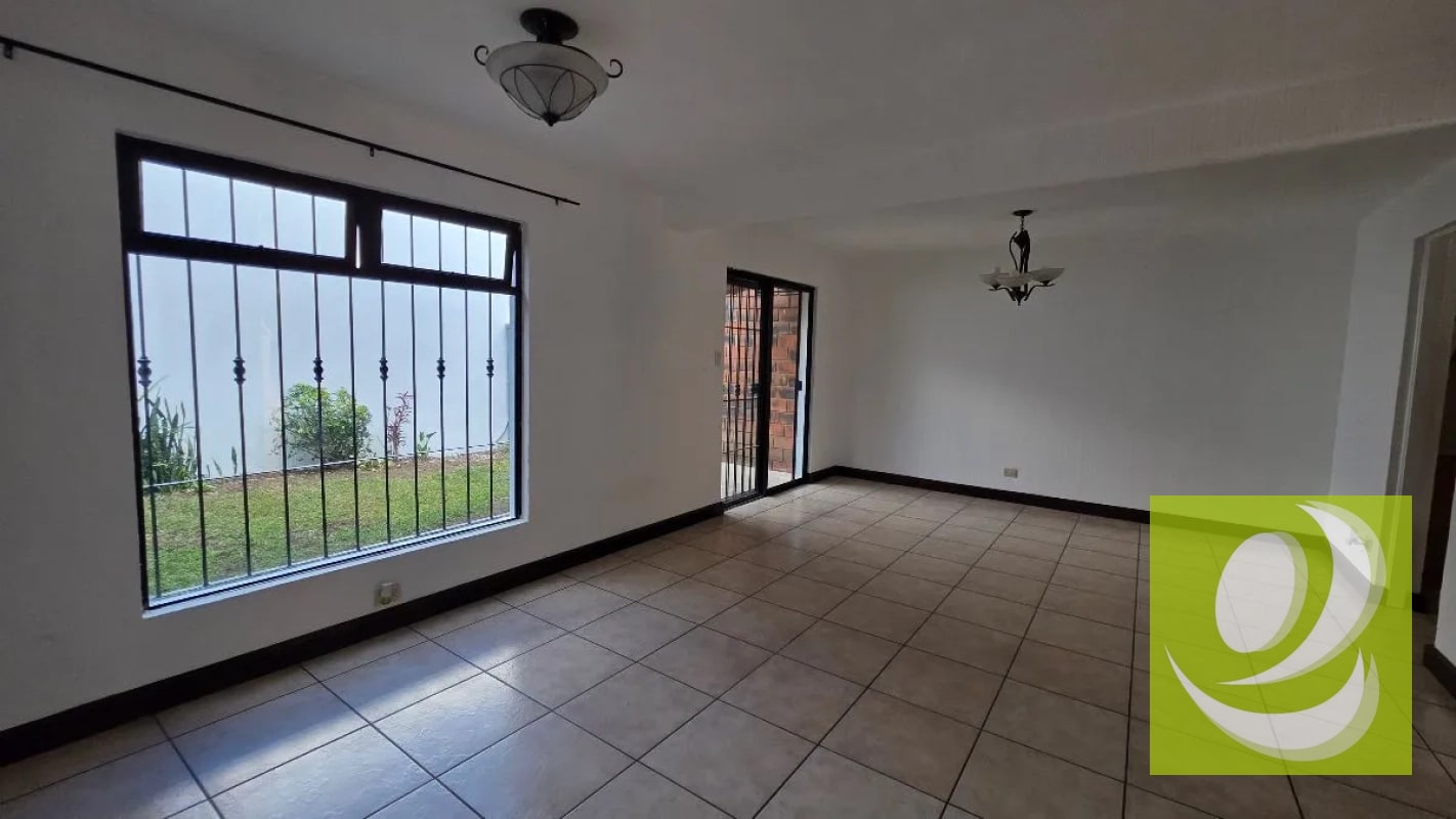 CASA RESIDENCIAL EN VENTA EN Z3 JARDINES DE LAS DALIAS - 10