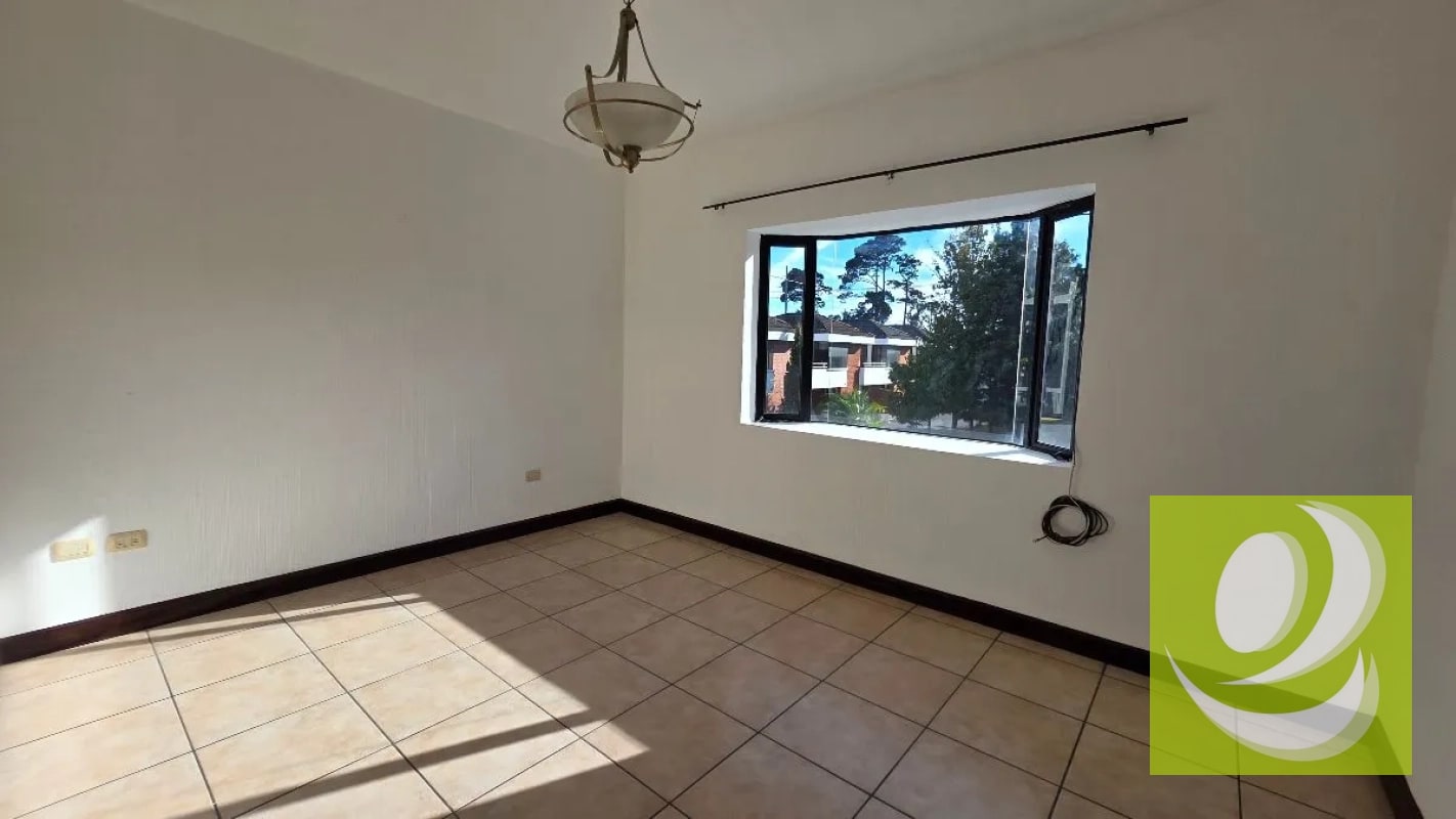 CASA RESIDENCIAL EN VENTA EN Z3 JARDINES DE LAS DALIAS - 6