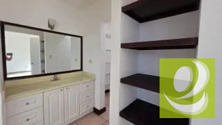 CASA RESIDENCIAL EN VENTA EN Z3 JARDINES DE LAS DALIAS — Casa en Venta en Zona 3 Mixco, Guatemala, Ciudad — miniatura 5 de 12
