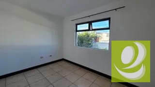 CASA RESIDENCIAL EN VENTA EN Z3 JARDINES DE LAS DALIAS — Casa en Venta en Zona 3 Mixco, Guatemala, Ciudad — miniatura 4 de 12
