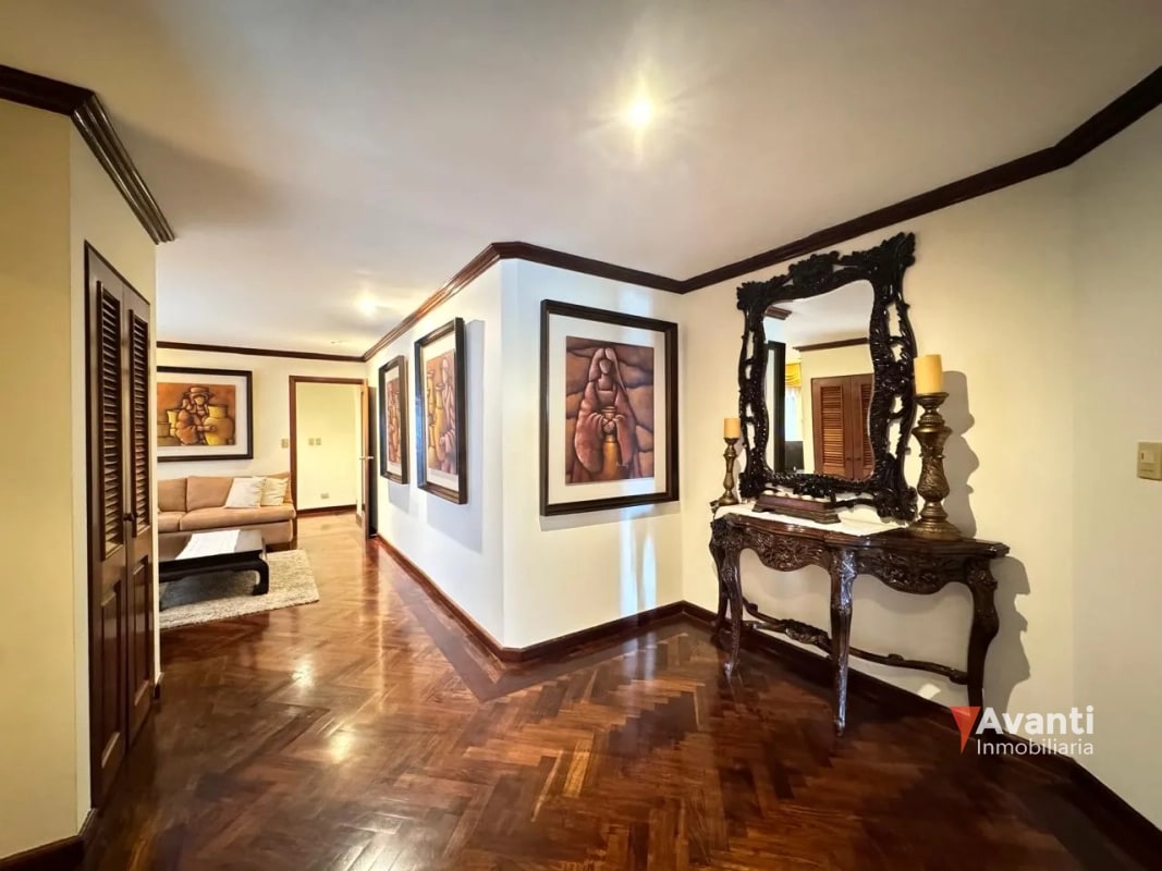VENTA APARTAMENTO ZONA 14, AMPLIO - 16