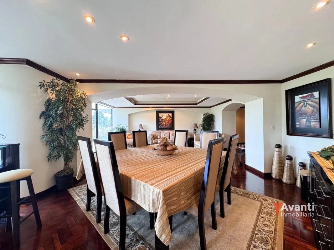 VENTA APARTAMENTO ZONA 14, AMPLIO - 12