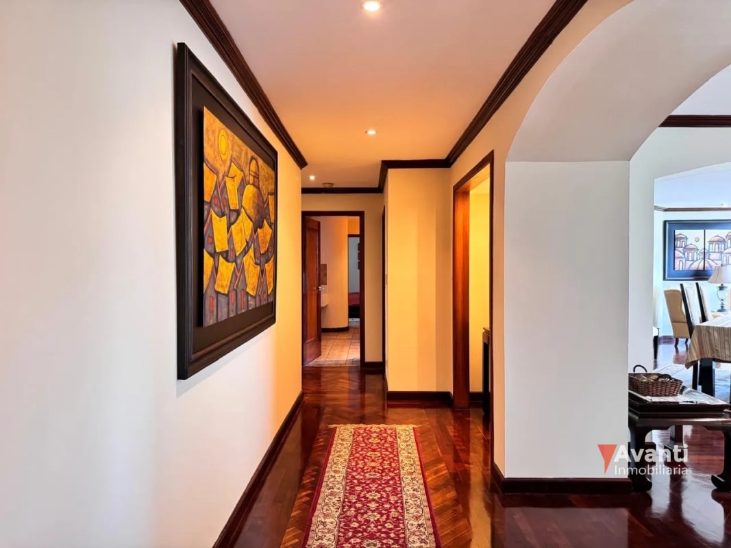 VENTA APARTAMENTO ZONA 14, AMPLIO - 10