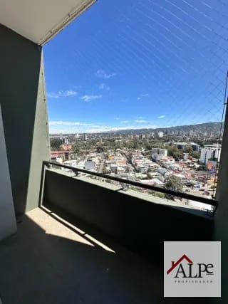 PENTHOUSE CON TERRAZA ZONA 10 — Apartamento en Alquiler en Verona, Zona 10, Guatemala, Ciudad — miniatura 12 de 15