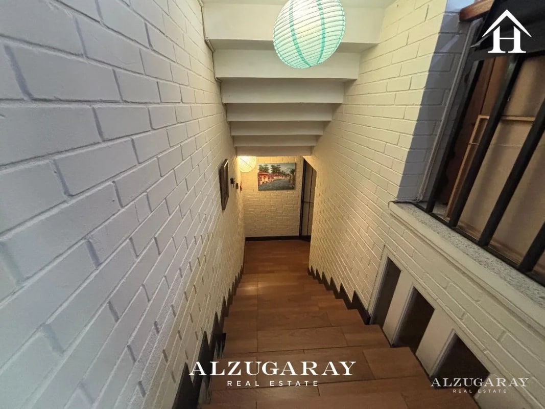 EDIFICIO + TERRENO POT G4 536 VRS2 / ESQUINA ZONA 4 — Terreno en Venta en Zona 4, Guatemala, Ciudad — foto 3 de 5