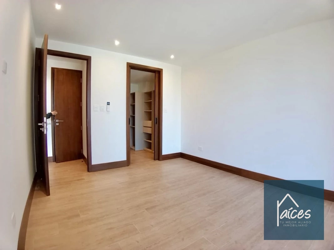 Apartamento en renta GAURA Zona 15 (*20) - 4
