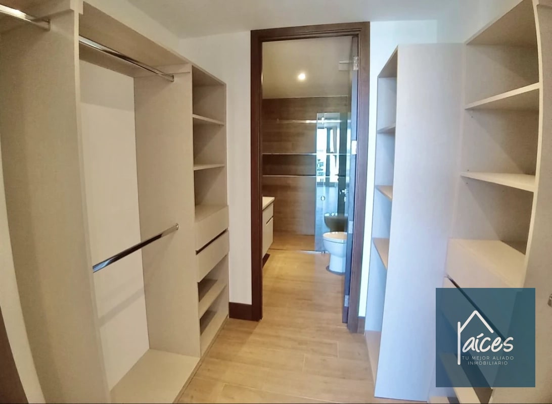 Apartamento en renta GAURA Zona 15 (*20) - 2