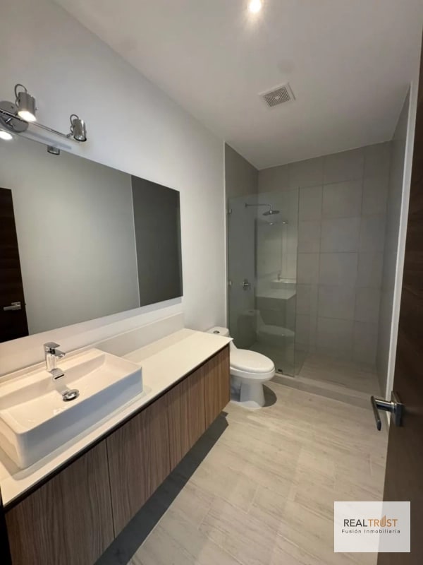 Apartamento en renta Spazio zona 15 - 7