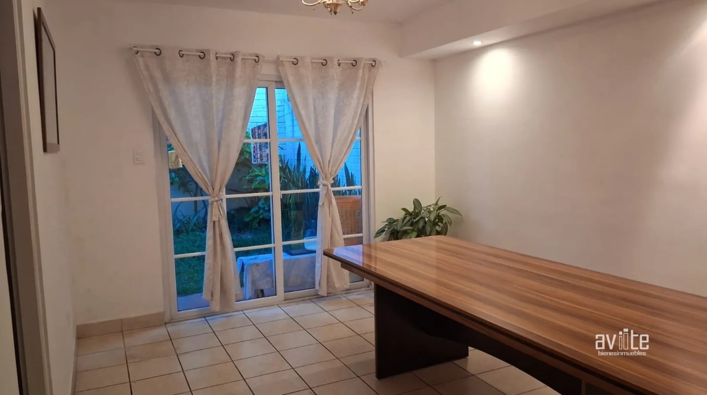 Condado San Nicolas 3. Casa de 3 niveles en venta Q1,950,000 más impuestos - 8