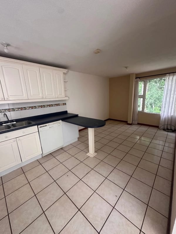 casa en venta CES Vizcaya — Casa en Venta en Carretera a El Salvador, Guatemala, Ciudad — foto 11 de 12