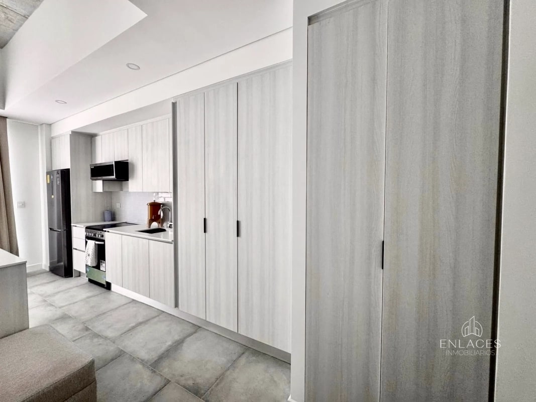 Zona 16 • Apartamento en Renta • Antares de Cayalá • Estudio - 16
