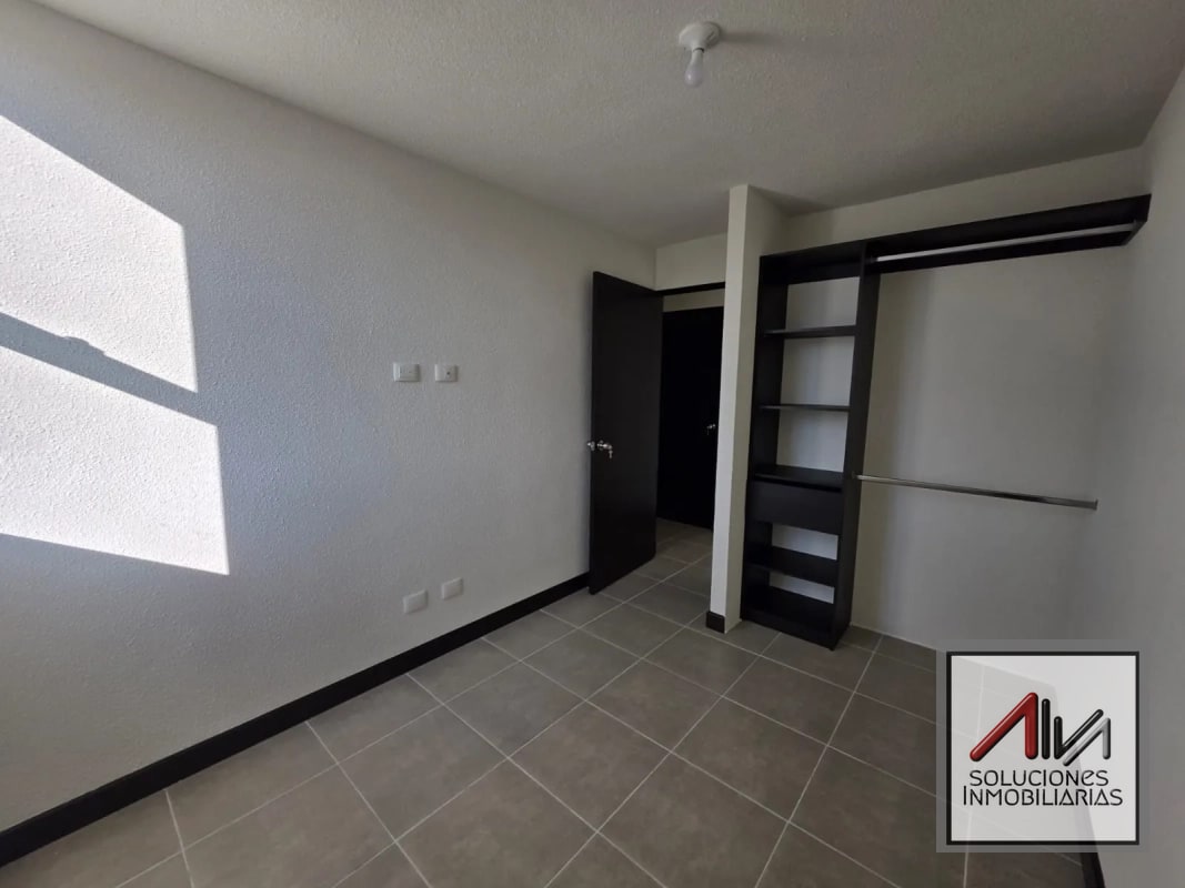 Apartamento en renta zona 12, 3 habitaciones - 6