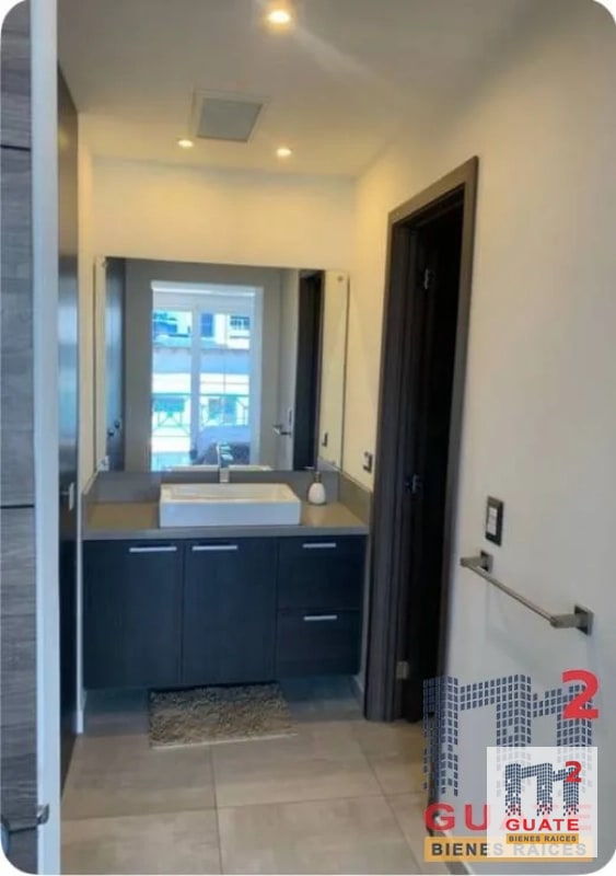 Apartamento en Venta, Zona 10 - 1