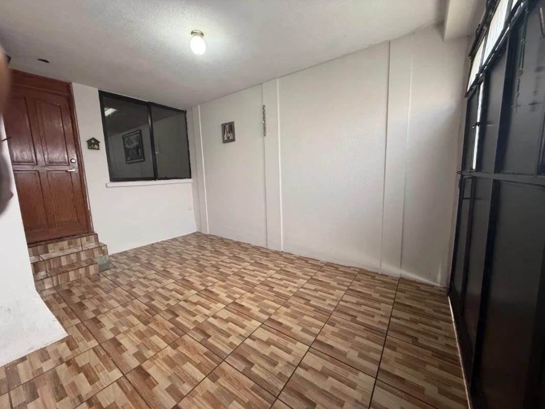 Casa en Venta Jardines de Minerva 1 Zona 11 Mixco — Casa en Venta en Zona 11 Mixco, Guatemala, Ciudad — foto 7 de 15