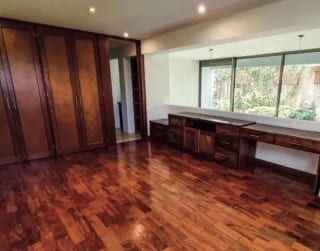 Apartamento semi amueblado con jardín en Vista Hermosa I, Zona 15 — Apartamento en Alquiler en Zona 15, Guatemala, Ciudad — miniatura 2 de 5