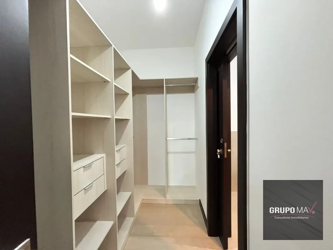 Apartamento Zona 16 Nogales de Cayala — Apartamento en Alquiler en Zona 16, Guatemala, Ciudad — foto 4 de 12