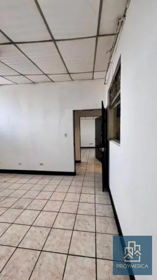 Bodega en alquiler, Calzada Roosvelt — Bodega / Ofibodega en Alquiler en Zona 11, Guatemala, Ciudad — miniatura 2 de 8