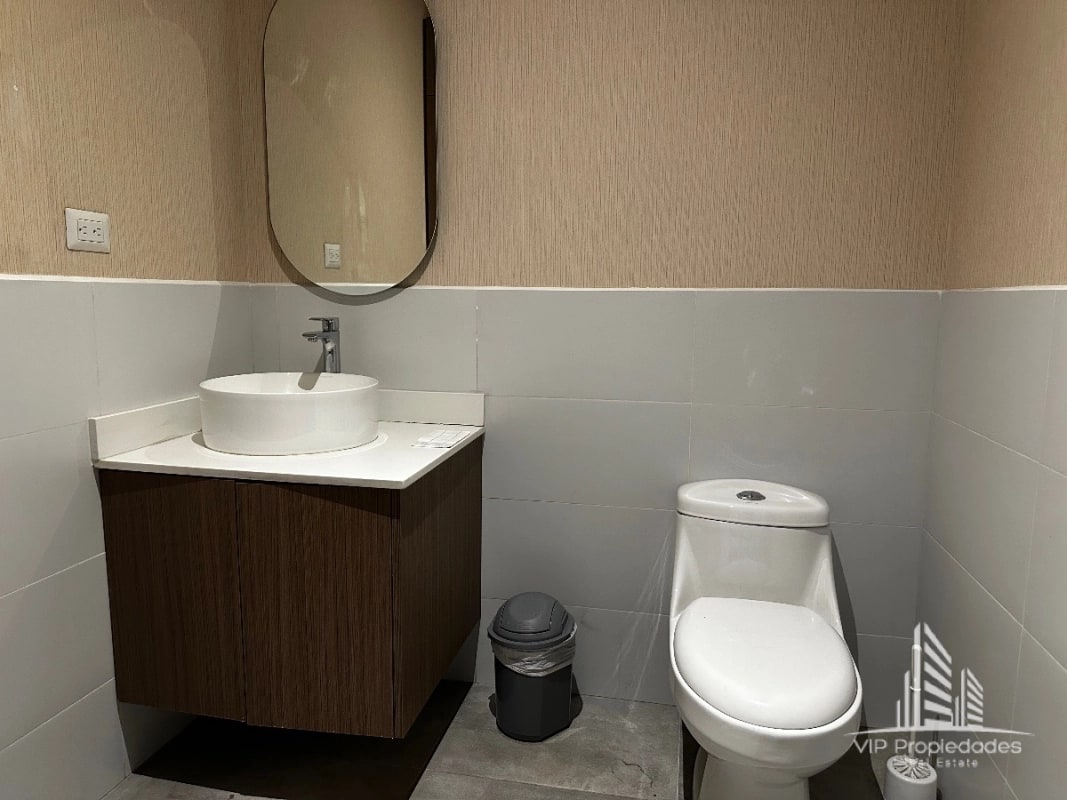 Unio zona 14, Moderna oficina en venta - 1