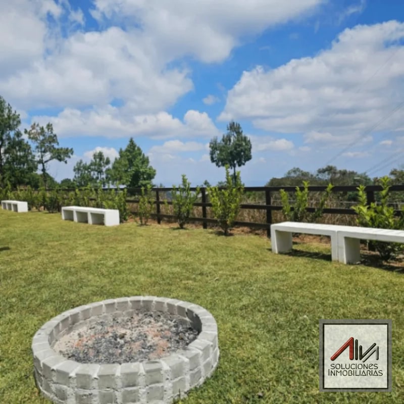 Apartamentos en Venta Santa Catarina Pinula Carretera a Laguna Bermeja - 5