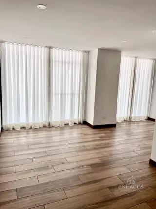 Zona 15 • Apartamento en Renta • Edificio Privé • 3 habitaciones • 2 baños • 3 parqueos — Apartamento en Alquiler en Zona 15, Guatemala, Ciudad — miniatura 15 de 17