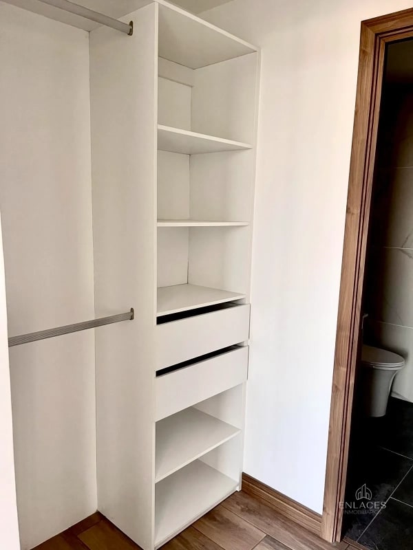 Zona 15 • Apartamento en Renta • Edificio Privé • 3 habitaciones • 2 baños • 3 parqueos - 1