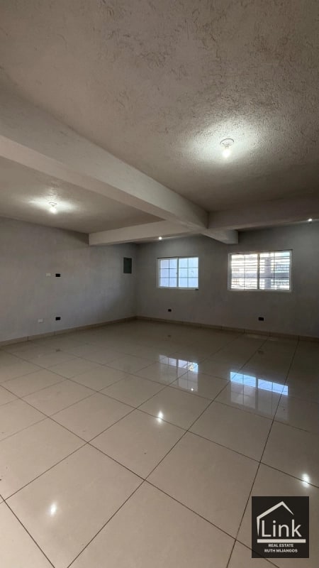 Venta de Casa SAN CRISTOBAL SECTOR B5 - 10