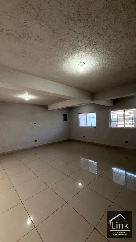 Venta de Casa SAN CRISTOBAL SECTOR B5 - 1