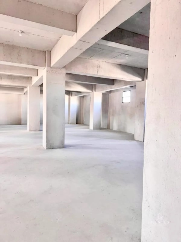 Zona 1 • Bodega en Renta • Edificio en Avenida Elena • 320 M² - 2