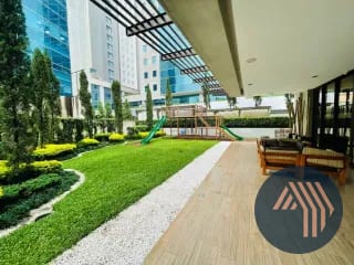 VENTA DE AMPLIO APARTAMENTO DE 2 NIVELES - VEINTI4, ZONA 10 — Apartamento en Alquiler en Veinti4, Zona 10, Guatemala, Ciudad — miniatura 8 de 16