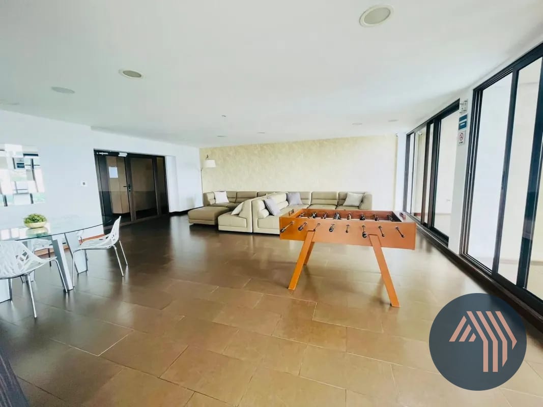 VENTA DE AMPLIO APARTAMENTO DE 2 NIVELES - VEINTI4, ZONA 10 — Apartamento en Alquiler en Veinti4, Zona 10, Guatemala, Ciudad — foto 10 de 16