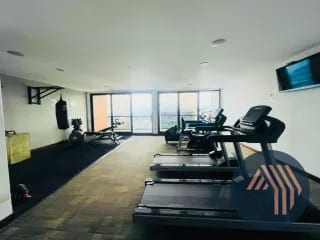 VENTA DE AMPLIO APARTAMENTO DE 2 NIVELES - VEINTI4, ZONA 10 — Apartamento en Alquiler en Veinti4, Zona 10, Guatemala, Ciudad — miniatura 12 de 16