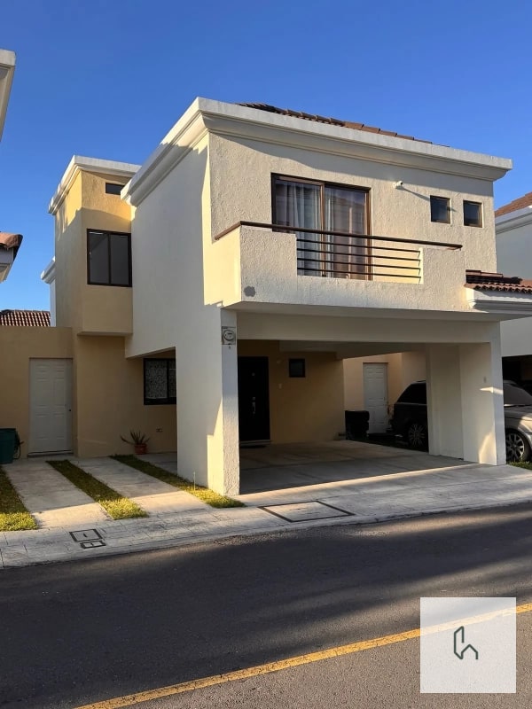VENTA DE AMPLIA CASA EN VISTAS DE SAN ISIDRO Z.16 - 11
