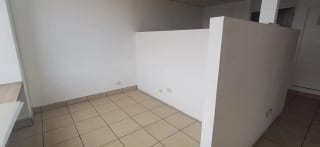 OFICINA EN RENTA - ZONA 9 — Oficina en Alquiler en Zona 9, Guatemala, Ciudad — miniatura 3 de 7