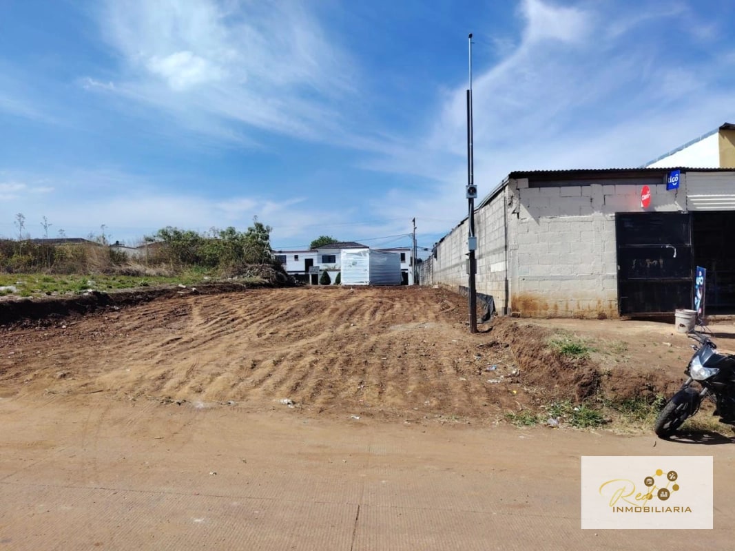 🏞️ Terreno en venta – Zona 16, Hacienda Real - 9