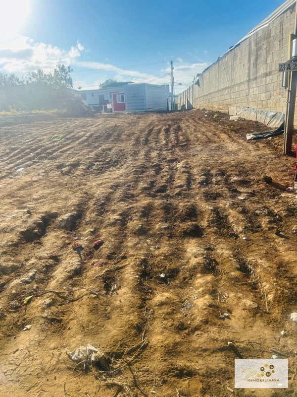 🏞️ Terreno en venta – Zona 16, Hacienda Real - 8