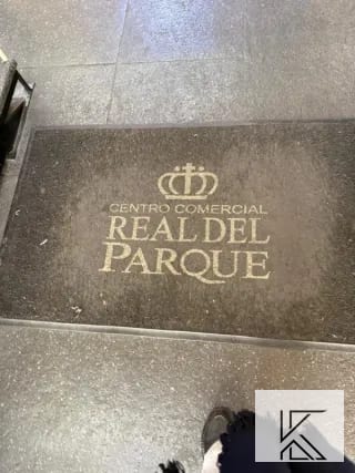 Kiosko en alquiler en el Centro Comercial Real del Parque, zona 1 — Local en Alquiler en Zona 1, Guatemala, Ciudad — miniatura 2 de 8