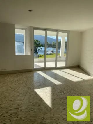 Chalet en venta en Villa Canales, Guatemala — Casa vacacional en Venta en Villa Canales, Guatemala, Ciudad — miniatura 12 de 15