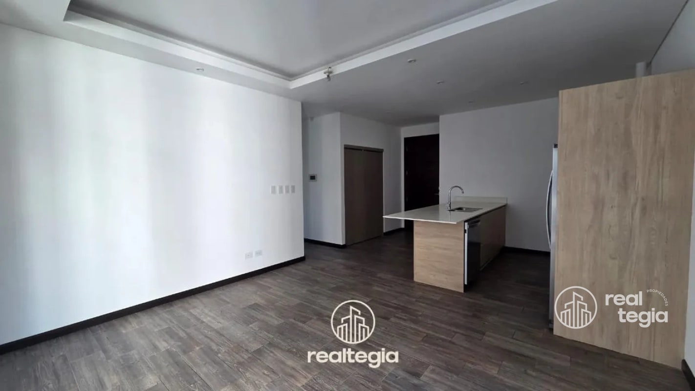 APARTAMENTO LIRIOS DE  CAYALÁ ZONA 16 - 10