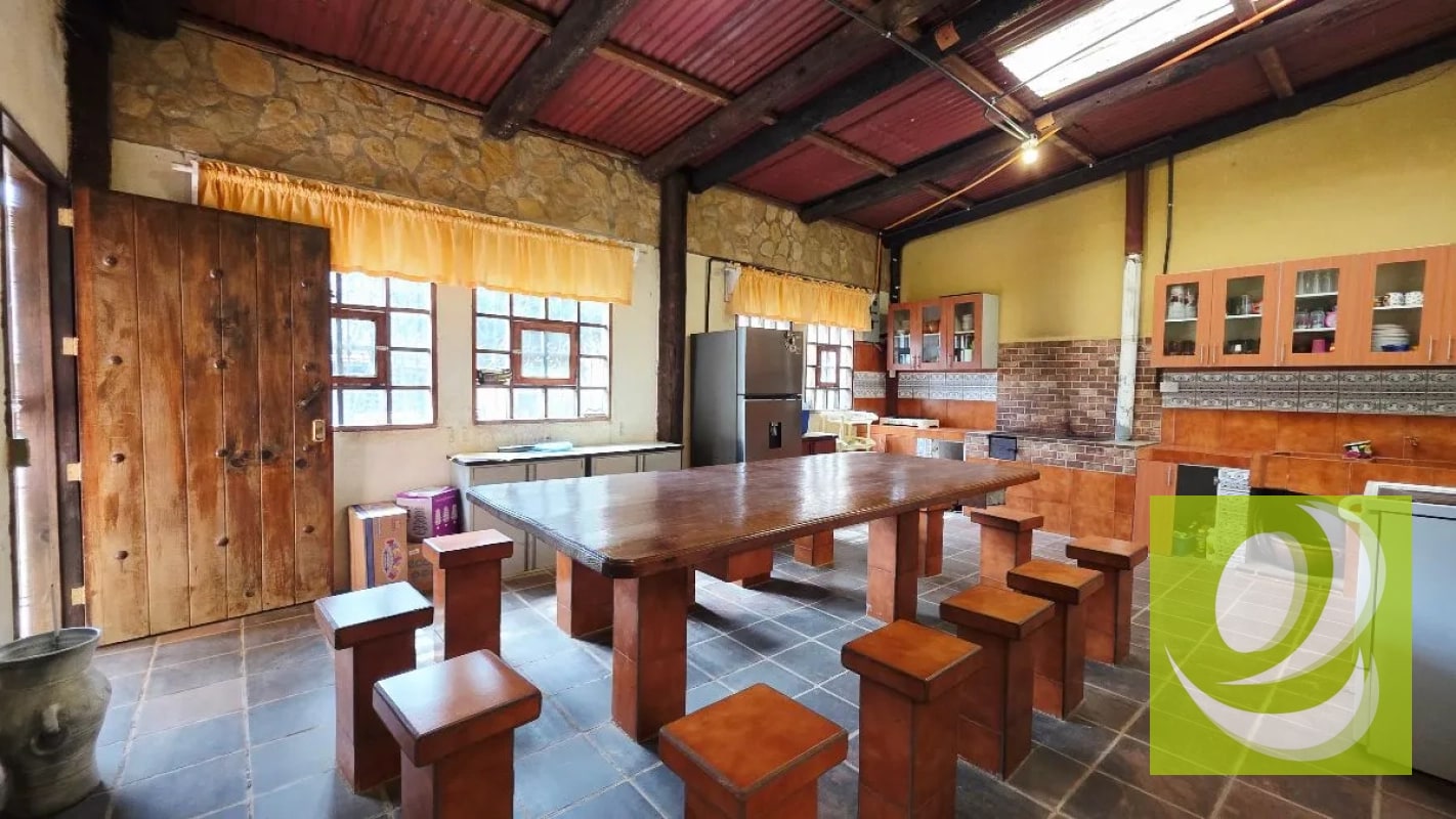 VENDO CASA DE DESCANSO EN ALDEA LAS FLORES SUMPANGO SACATEPEQUEZ - 2