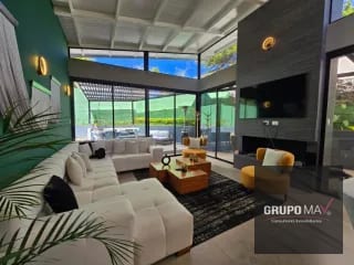 Casa en Km. 21 Fraijanes — Casa en Venta en Fraijanes, Carretera a El Salvador, Guatemala, Ciudad — miniatura 1 de 16