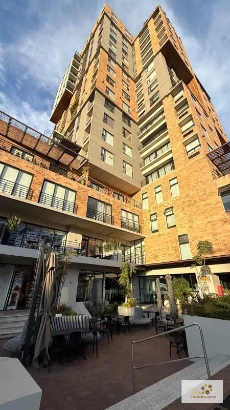 🌟 Venta de Apartamento en Exclusivo Edificio Mira– Zona 10 — Apartamento en Venta en Zona 10, Guatemala, Ciudad — foto 1 de 17