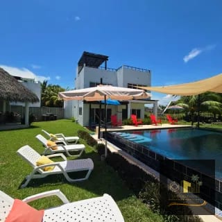 CASA DE PLAYA EN VENTA EN MONTERRICO — Casa vacacional en Venta en Monterrico, Santa Rosa — miniatura 15 de 17